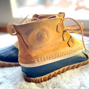 Out N About Sorel Booties